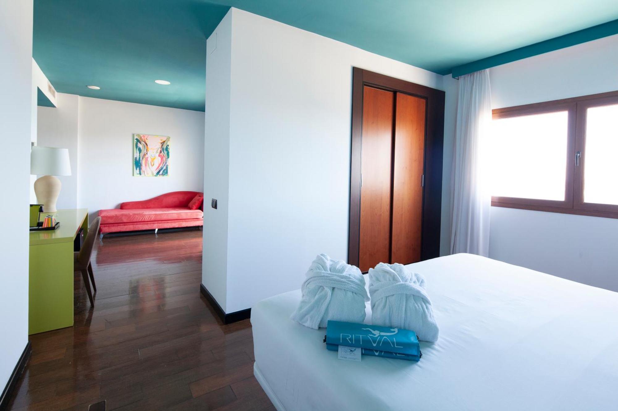 Hotel Ritual Torremolinos- Adults Only Ngoại thất bức ảnh